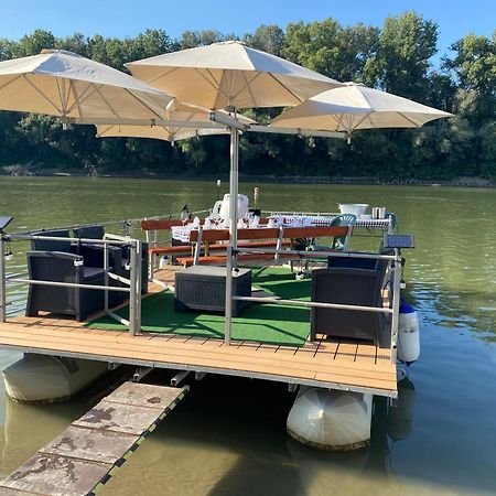Voeroes Alom Panzio Bed & Breakfast Tiszakécske Exterior foto