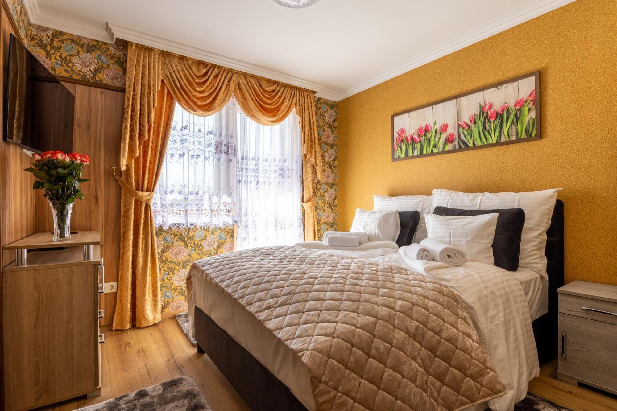 Voeroes Alom Panzio Bed & Breakfast Tiszakécske Exterior foto