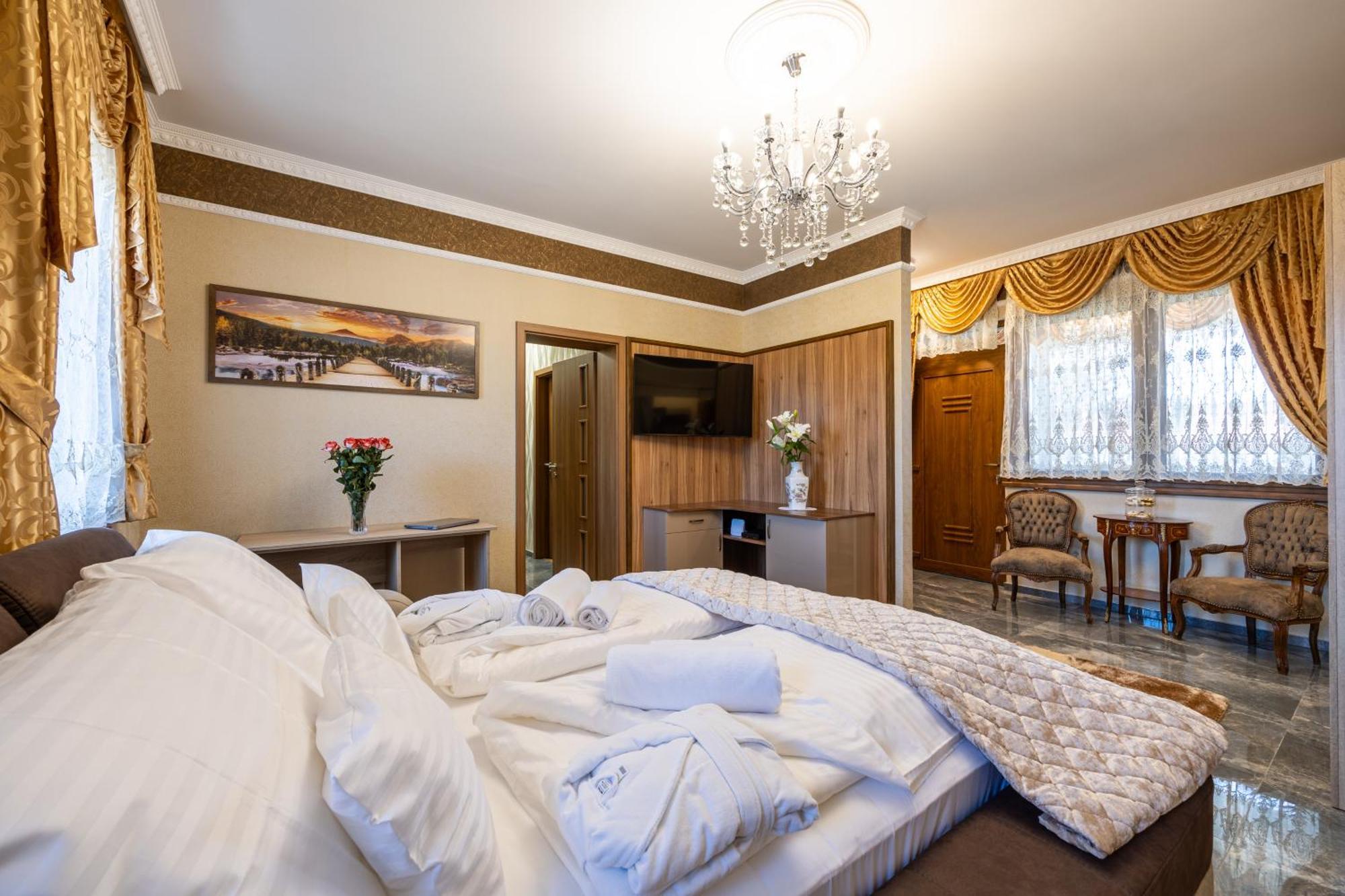 Voeroes Alom Panzio Bed & Breakfast Tiszakécske Exterior foto